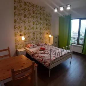 https://romantic-calm-apartments-piata-universitate.bucharesthotelsnow.com